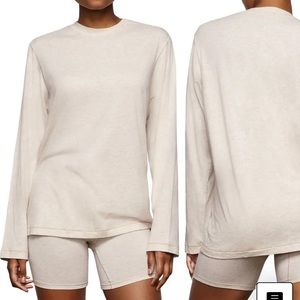 Skims SIENNA boyfriend t
